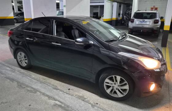 HYUNDAI HB20S 1.6 PREMIUM 16V FLEX 4P AUTOMÁTICO